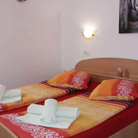 22 Kaštel